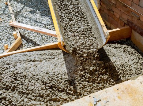 A Comprehensive Guide to Work with a Professional Concrete Driveway Contractor